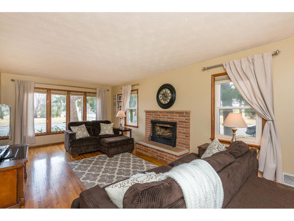 4375 Rahn Rd, Eagan, MN 55122 photo 3