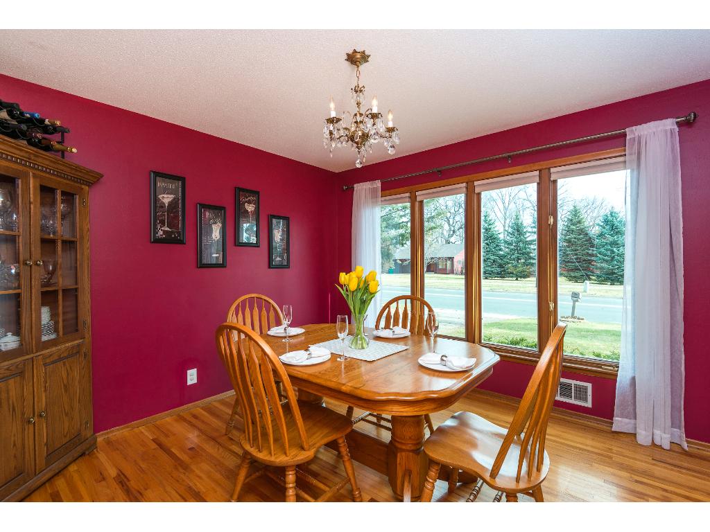 4375 Rahn Rd, Eagan, MN 55122 photo 9