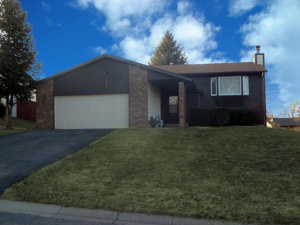 1939 Covington Ln, Eagan, MN 55122 photo 1
