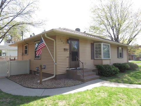 704 9th St SE, Saint Cloud, MN 56304 photo 1