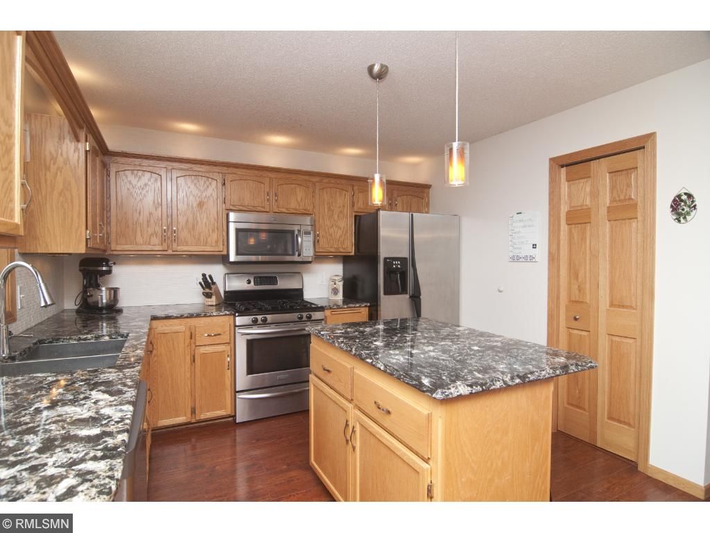 7332 Deer Pass Dr, Centerville, MN 55038 photo 9