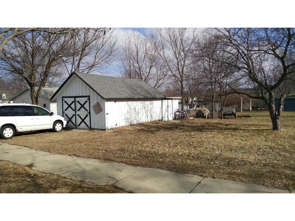 723 S 5th St, Saint Peter, MN 56082 photo 15