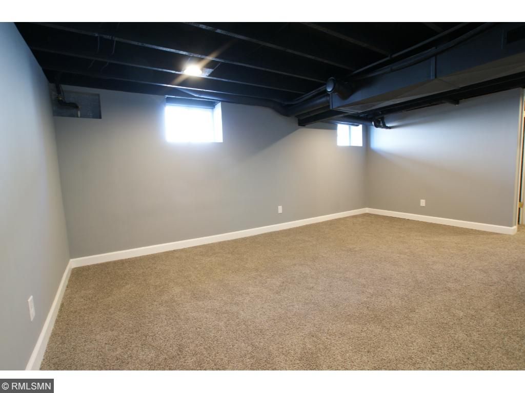 1789 Case Ave E, Saint Paul, MN 55119 photo 23