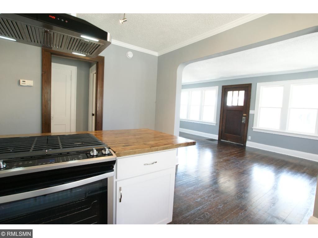 1789 Case Ave E, Saint Paul, MN 55119 photo 9