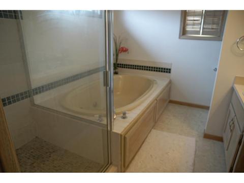 4240 Dodd Rd, Eagan, MN 55123 photo 14