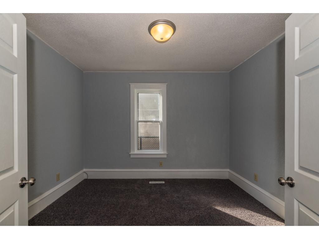 1516 Pine St, Brainerd, MN 56401 photo 9