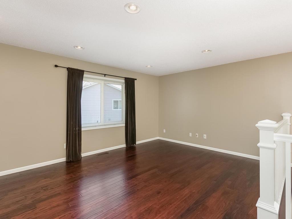 9616 Parkside Trl, Champlin, MN 55316 photo 4