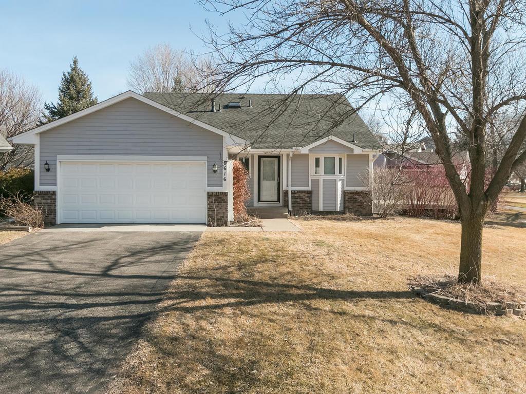 9616 Parkside Trl, Champlin, MN 55316 photo 1
