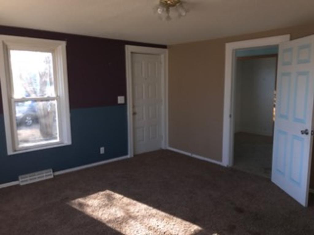 821 W Main St, Marshall, MN 56258 photo 13