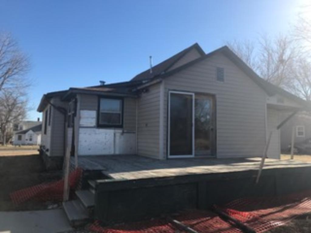 821 W Main St, Marshall, MN 56258 photo 5