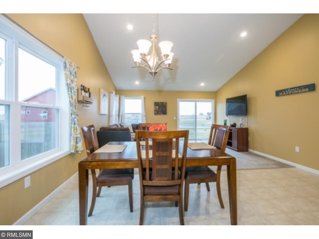1076 140th St E, Rosemount, MN 55068 photo 14