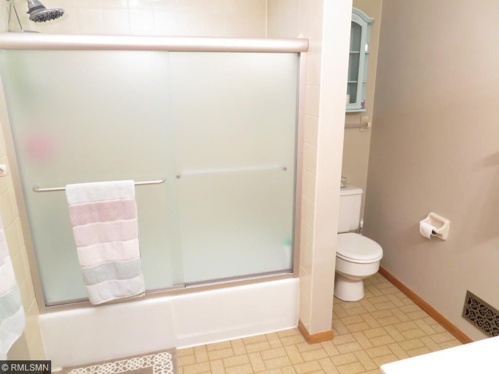4309 Trenton Trl, Eagan, MN 55123 photo 16