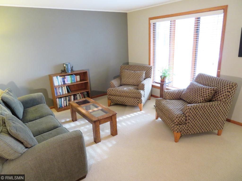 4309 Trenton Trl, Eagan, MN 55123 photo 3