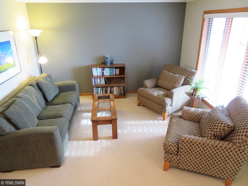 4309 Trenton Trl, Eagan, MN 55123 photo 2