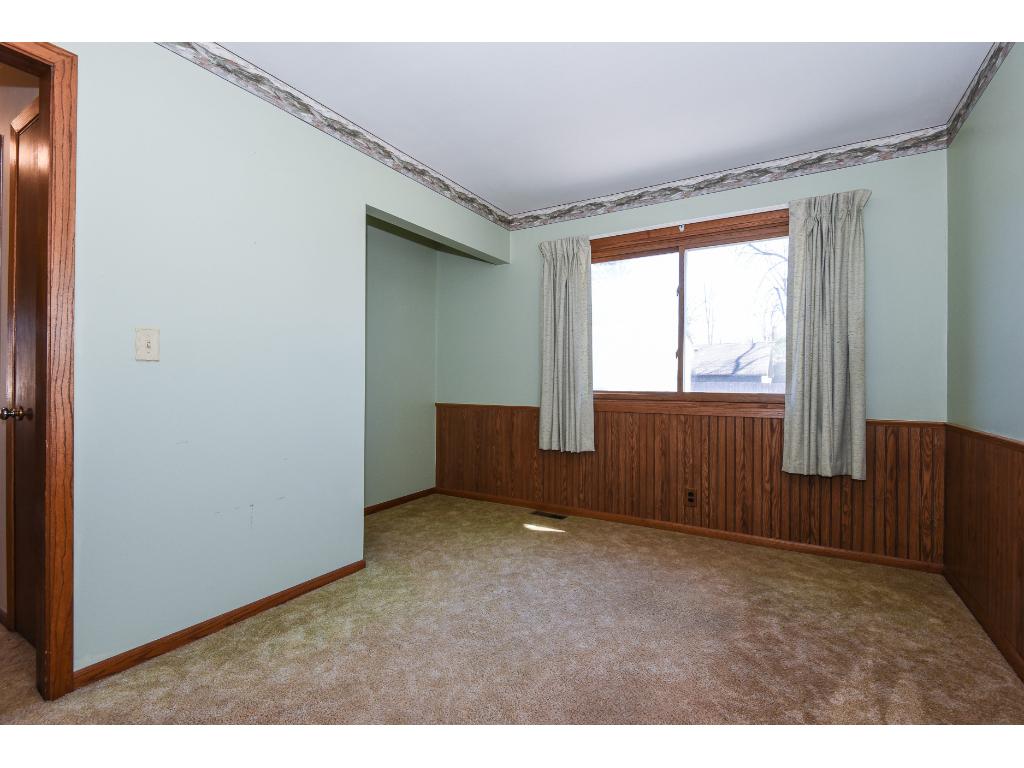 8201 Upton Ave S, Bloomington, MN 55431 photo 9