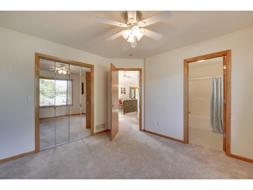 25100 Dahle Ave, Faribault, MN 55021 photo 8