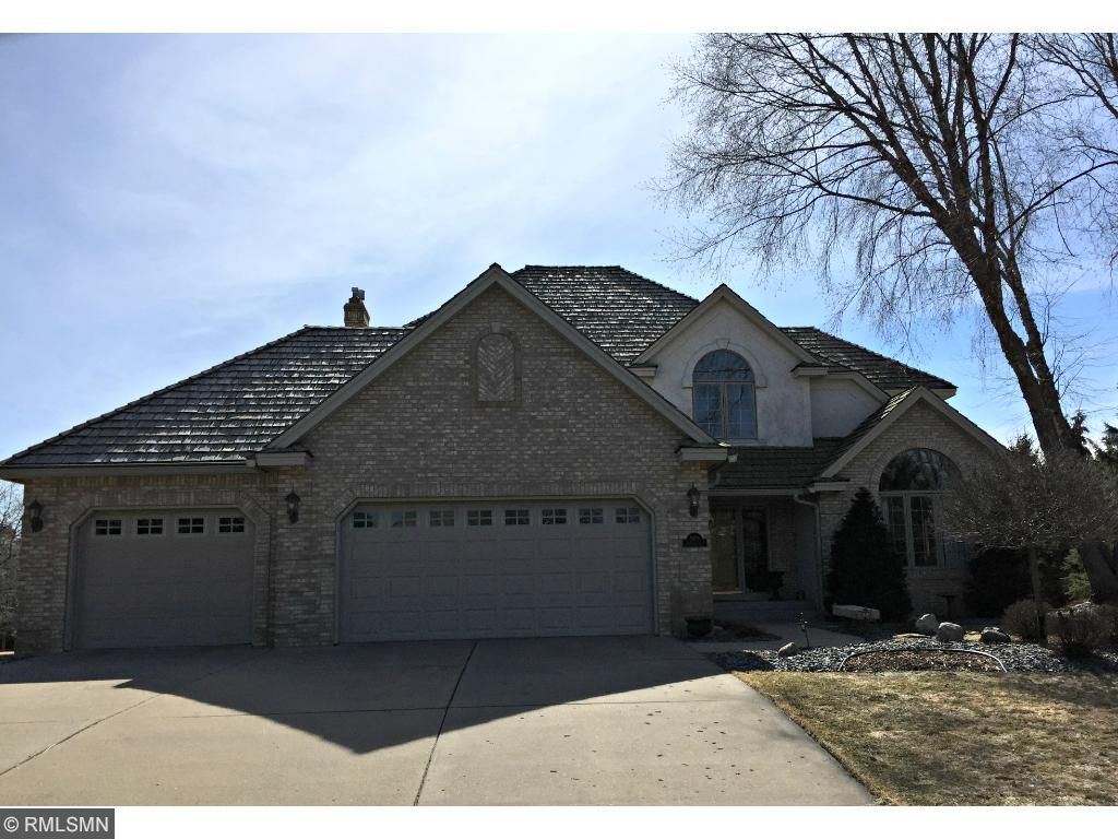 5973 Lorraine Ct, Shoreview, MN 55126 photo 1