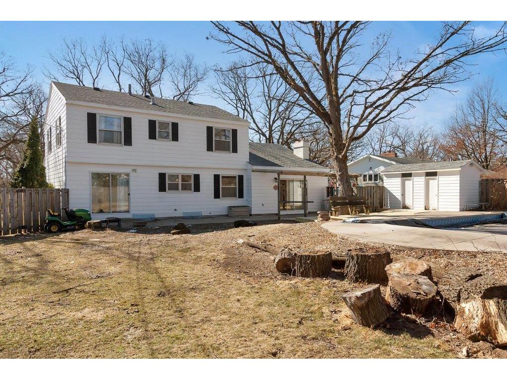 1747 Cherry Ln, Saint Cloud, MN 56304 photo 3