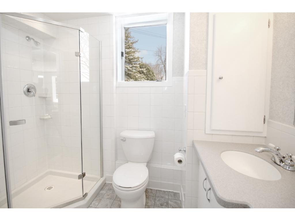 8301 Harrison Rd, Bloomington, MN 55437 photo 15