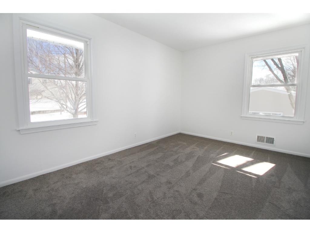8301 Harrison Rd, Bloomington, MN 55437 photo 10