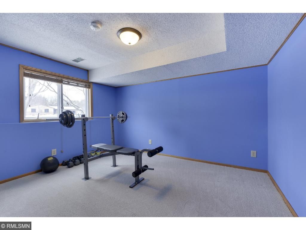 1487 Auburn Ct, Eagan, MN 55122 photo 17