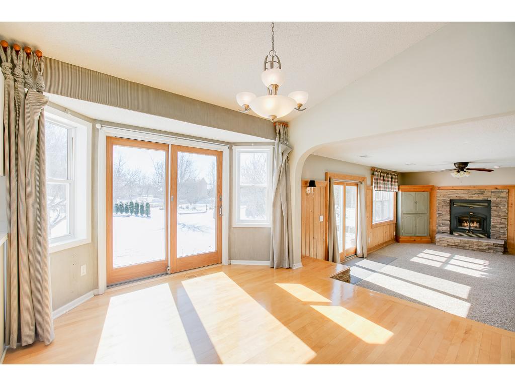 4674 Stratford Ln, Eagan, MN 55123 photo 5