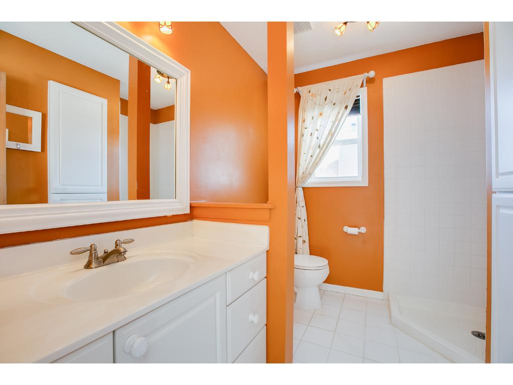 4674 Stratford Ln, Eagan, MN 55123 photo 22