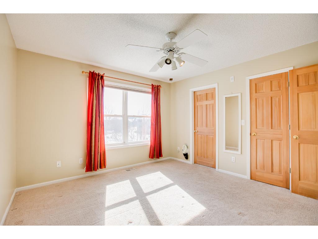 4674 Stratford Ln, Eagan, MN 55123 photo 20