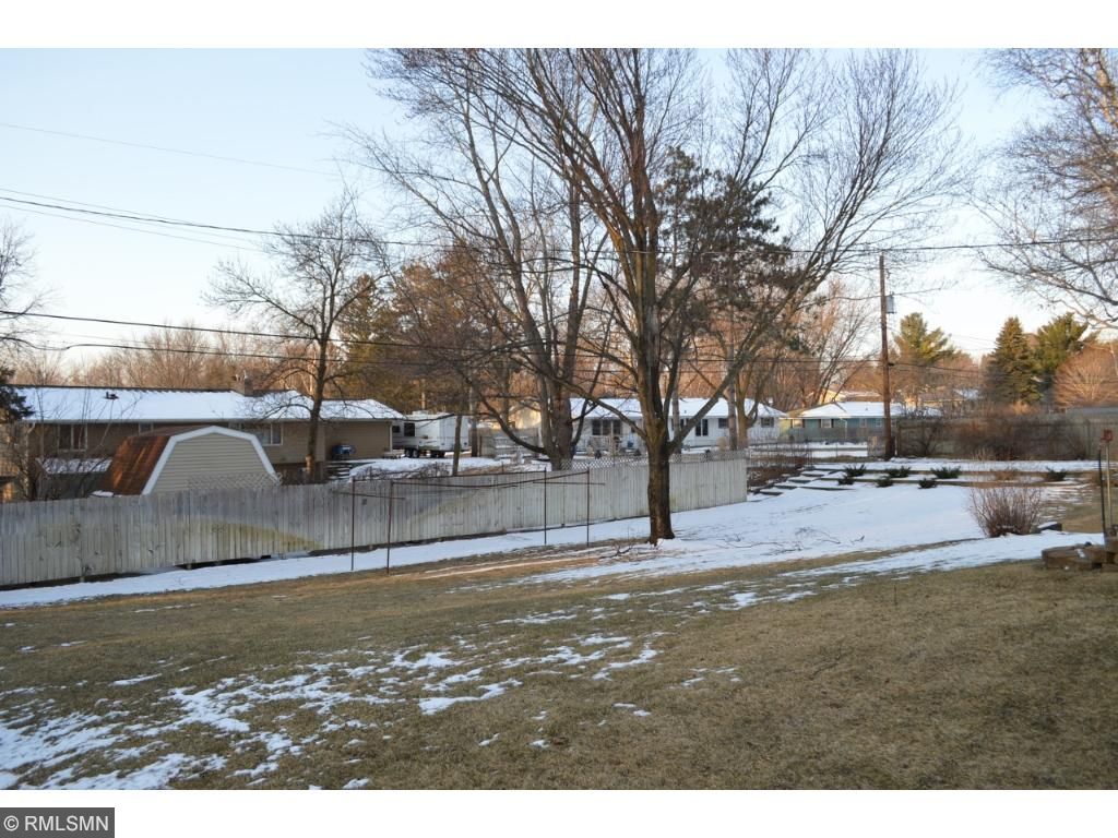 2 Roger Rd, Saint Cloud, MN 56301 photo 3