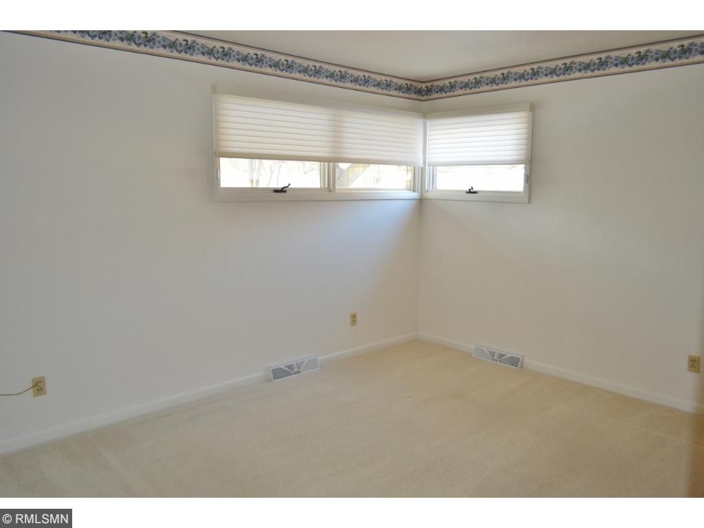 2 Roger Rd, Saint Cloud, MN 56301 photo 17