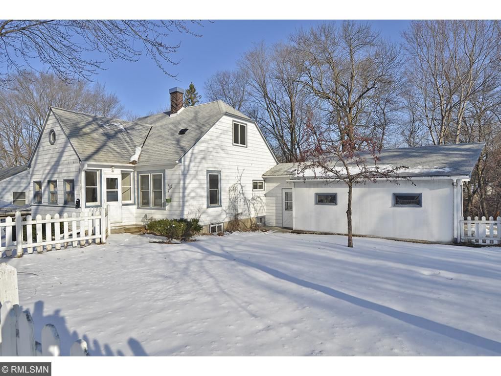 428 3rd St NE, Faribault, MN 55021 photo 1