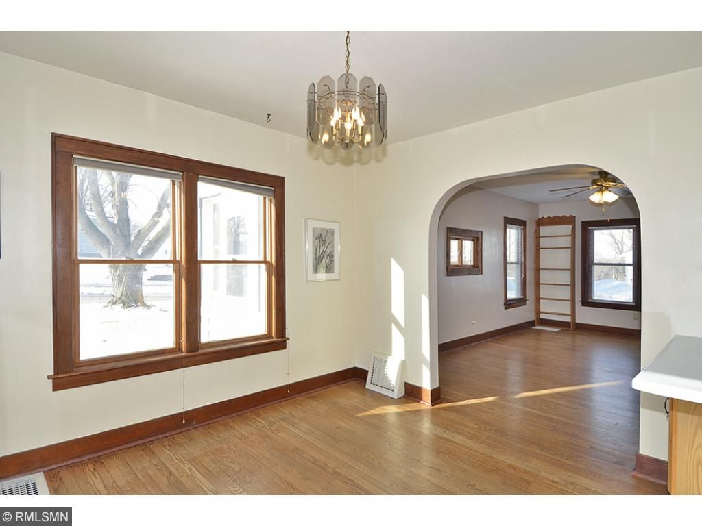 428 3rd St NE, Faribault, MN 55021 photo 4