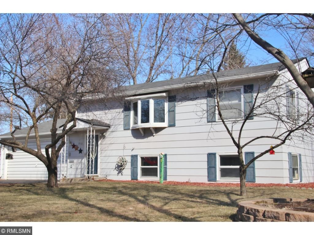 1910 S 13th Ave, Saint Cloud, MN 56301 photo 4