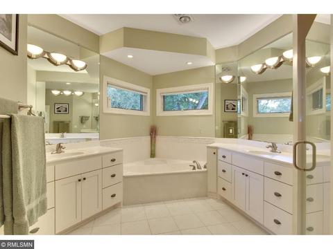 5249 Bartlett Blvd, Mound, MN 55364 photo 9