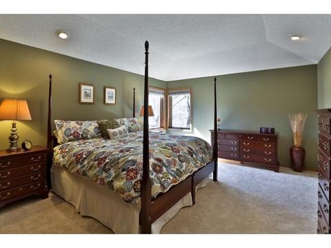 1318 Wilderness Curv, Eagan, MN 55123 photo 7