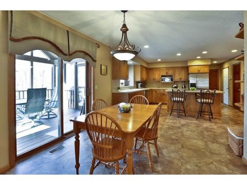 1318 Wilderness Curv, Eagan, MN 55123 photo 4
