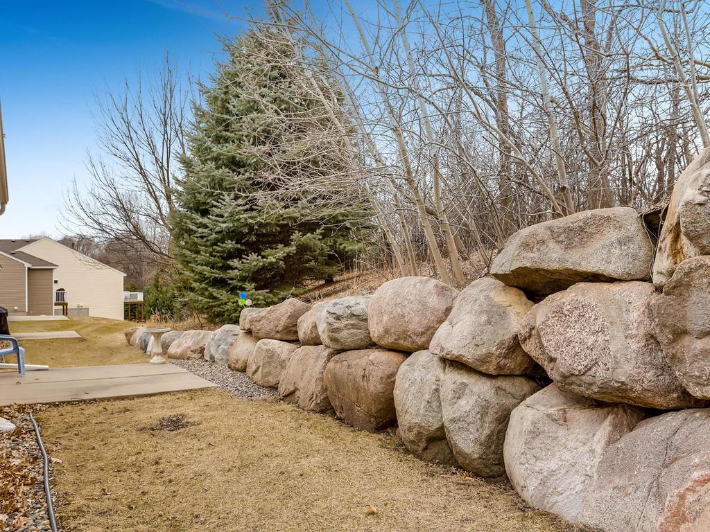 1690 Oakbrooke Ct, Eagan, MN 55122 photo 23