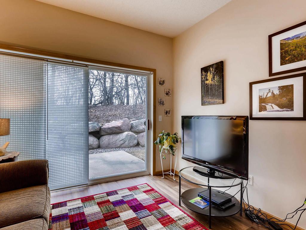 1690 Oakbrooke Ct, Eagan, MN 55122 photo 20