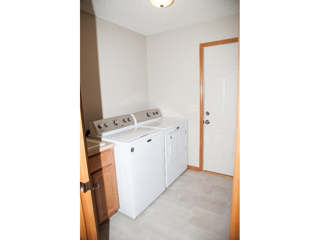 1943 14th St NE, Faribault, MN 55021 photo 7