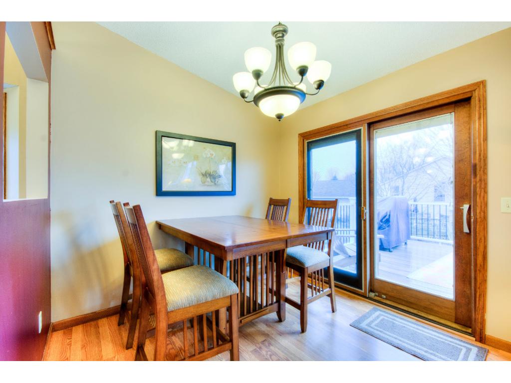 964 Kettle Creek Rd, Eagan, MN 55123 photo 7