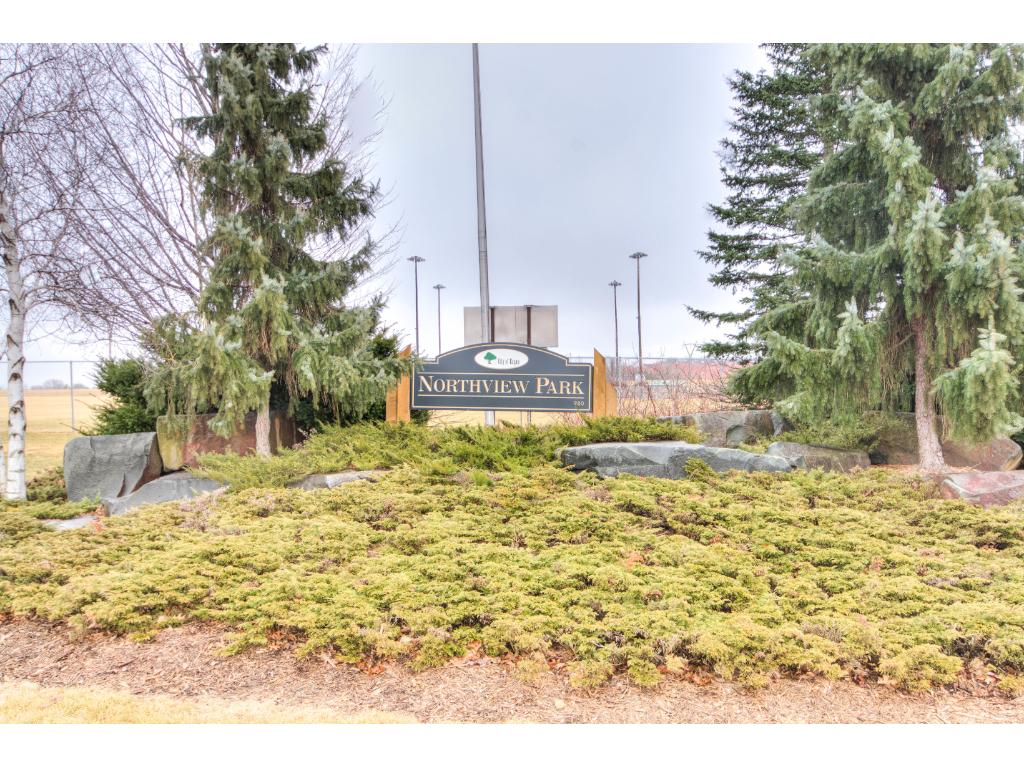 964 Kettle Creek Rd, Eagan, MN 55123 photo 24