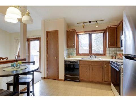 1664 Boardwalk, Eagan, MN 55122 photo 8