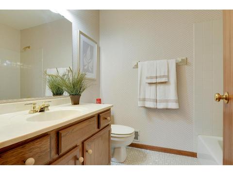 1664 Boardwalk, Eagan, MN 55122 photo 11
