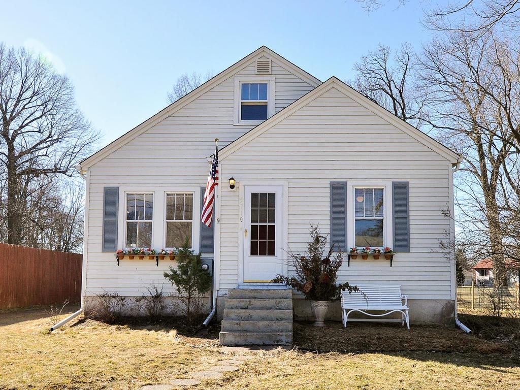5719 Main St W, Maple Plain, MN 55359 photo 1