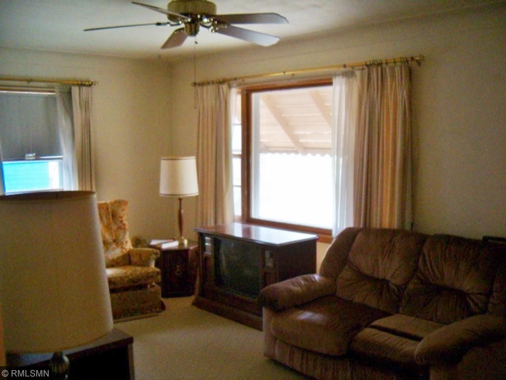 820 8th Ave SE, Saint Cloud, MN 56304 photo 4