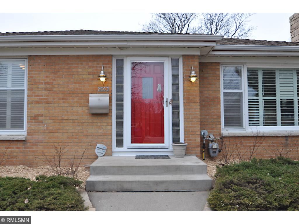 1663 Saunders Ave, Saint Paul, MN 55116 photo 4