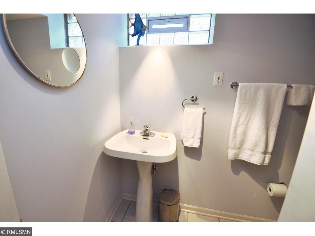 1663 Saunders Ave, Saint Paul, MN 55116 photo 23