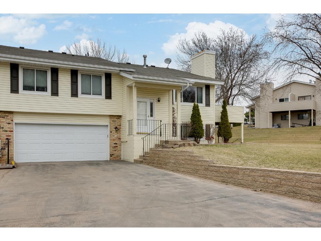 3824 Laurel Ct, Eagan, MN 55122 photo 1