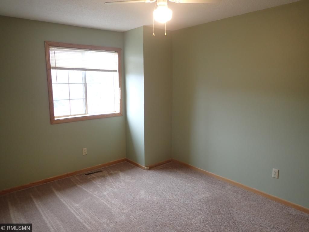 1976 Glenfield Ct, Eagan, MN 55122 photo 13