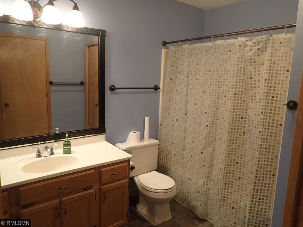 1976 Glenfield Ct, Eagan, MN 55122 photo 10